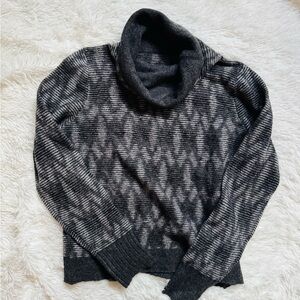 🏔️ Aventura Cowl Neck Sweater